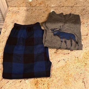 A Abercrombie kids adorable pj set